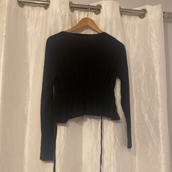 This is a womens cardigan - Picture 2 of 3